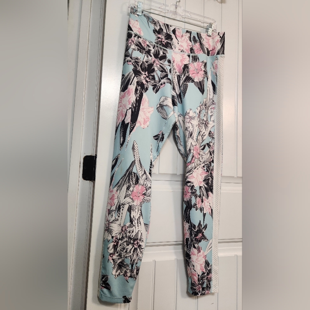 Floral Print Nike Side Mesh Panel Leggings